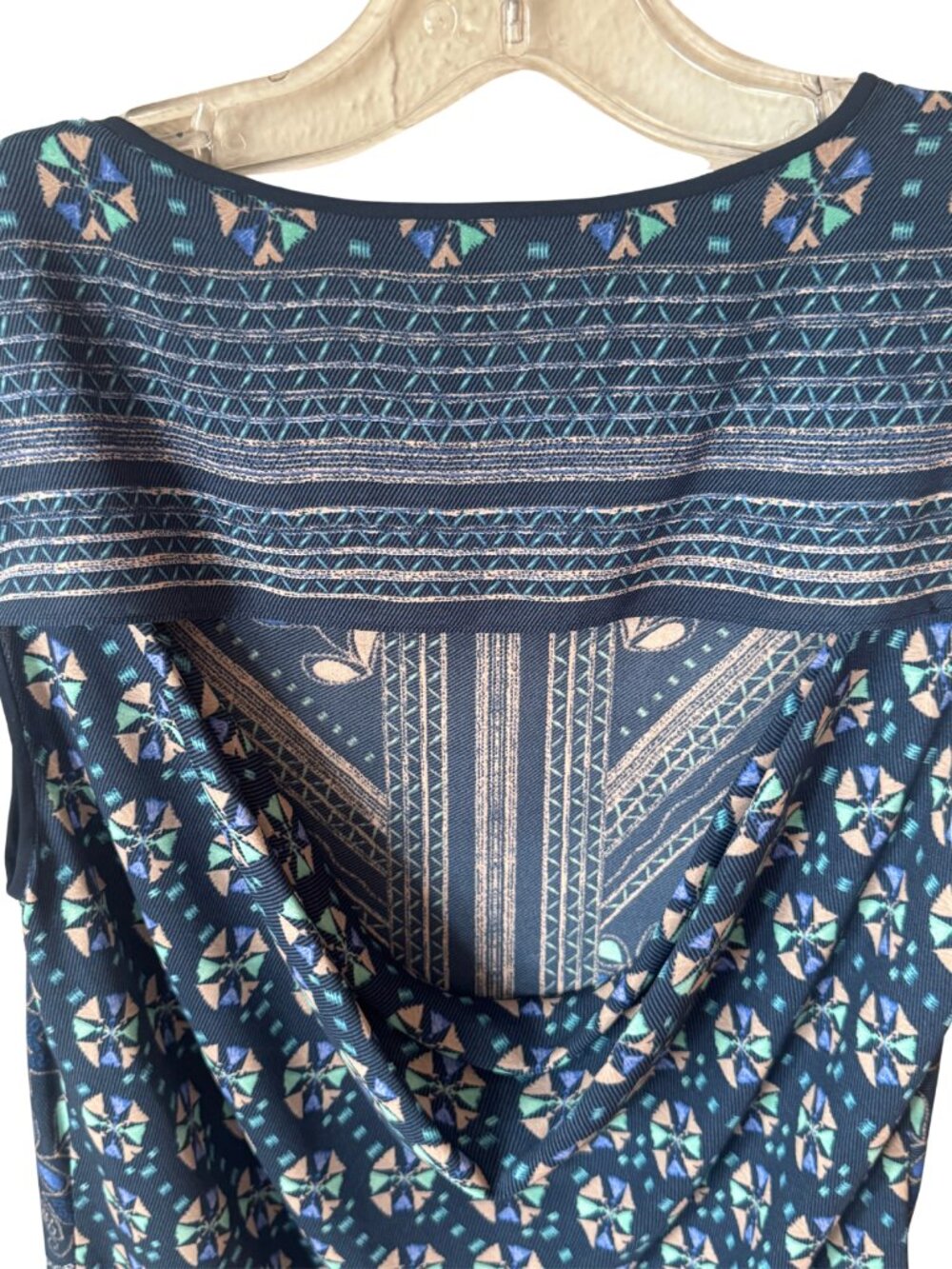 BCBGMaxAzria Sleeveless Printed Blouse Top – Size Medium‎ Summer Cottagecore - Picture 4 of 7